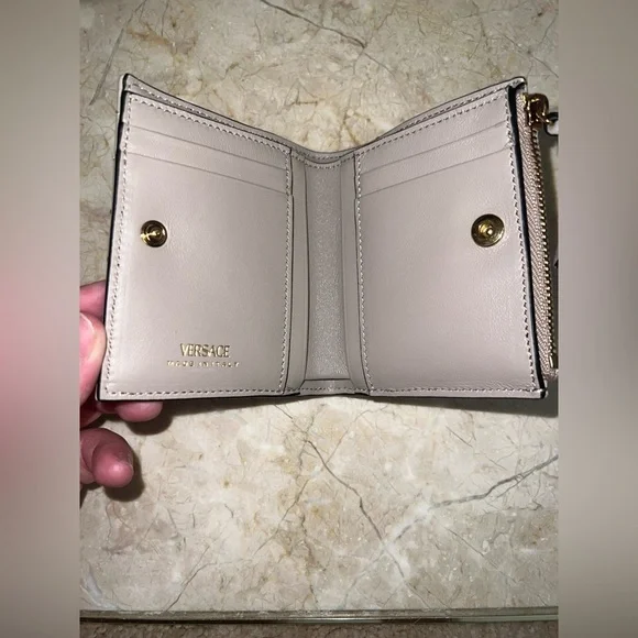 Versace Quilted Lambskin Leather Medusa Wallet Full Set | NEW - Picture 6 of 12